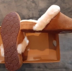 Ugg slippers